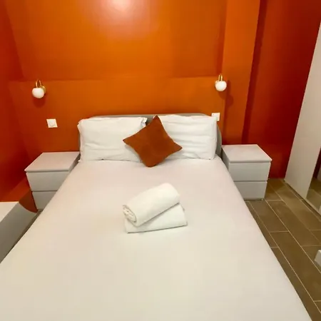 Spacious Flat Near Grands Boulevards 6p Paris