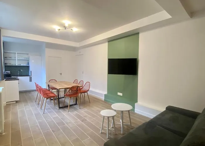 Spacious Flat Near Grands Boulevards 6p Апартаменты