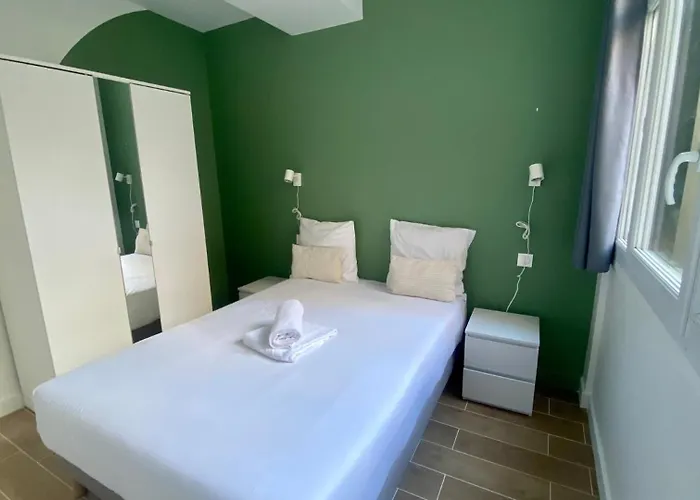Spacious Flat Near Grands Boulevards 6p Apartment Paris